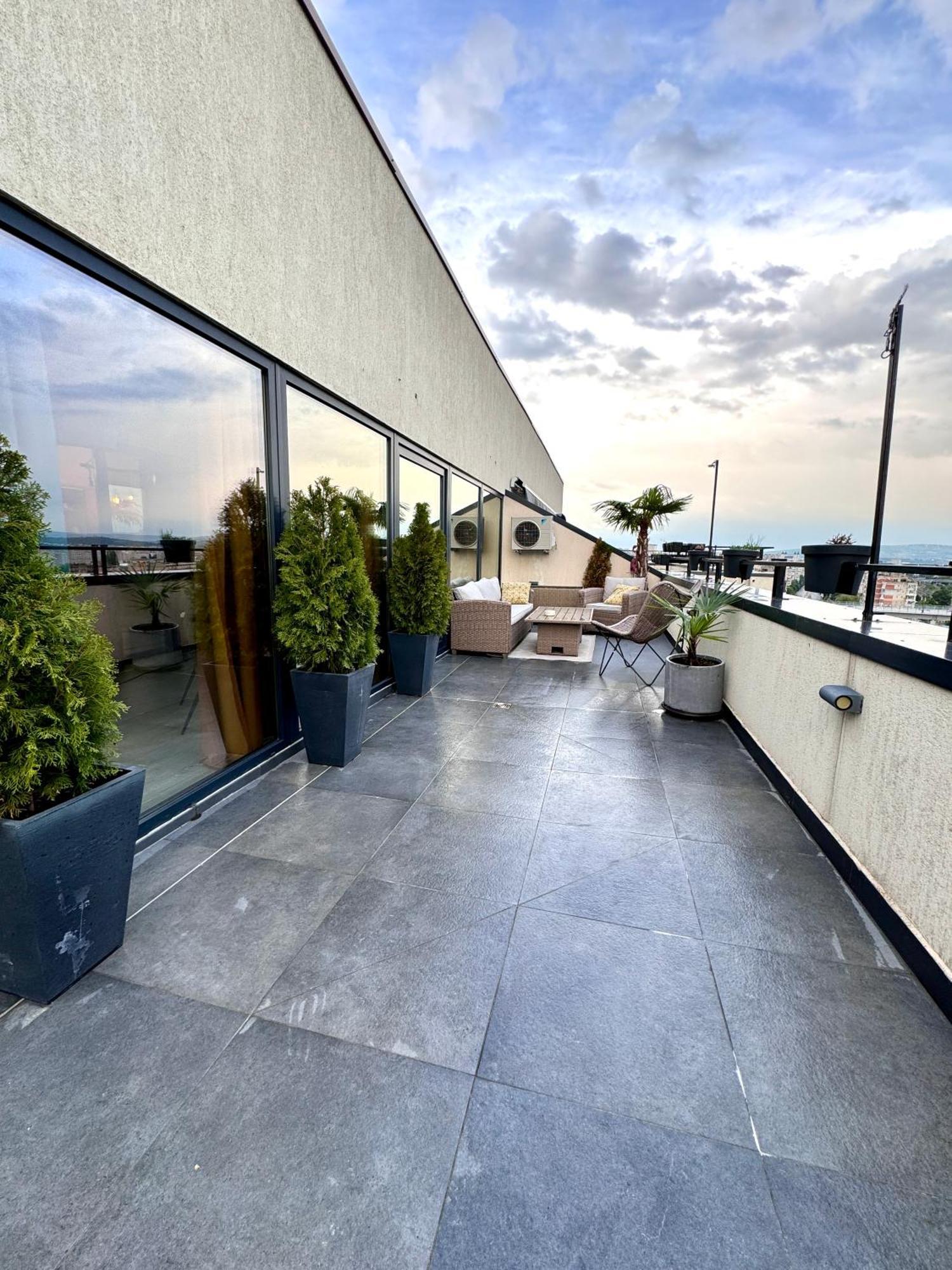 Penthouse Exclusive View , Iasi Appartement Buitenkant foto