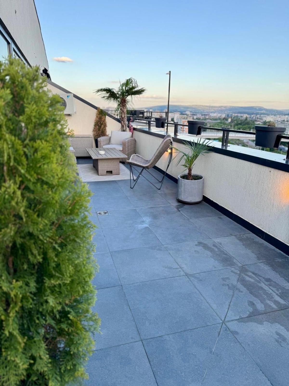 Penthouse Exclusive View , Iasi Appartement Buitenkant foto